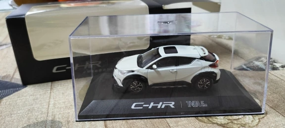 Diecast 1:43 Scale Die-cast Alloy TOYOTA C-HR CHR Vehicle Model Car Toys Adult Child Boys Gifts Collection Display Souvenir Show photo review