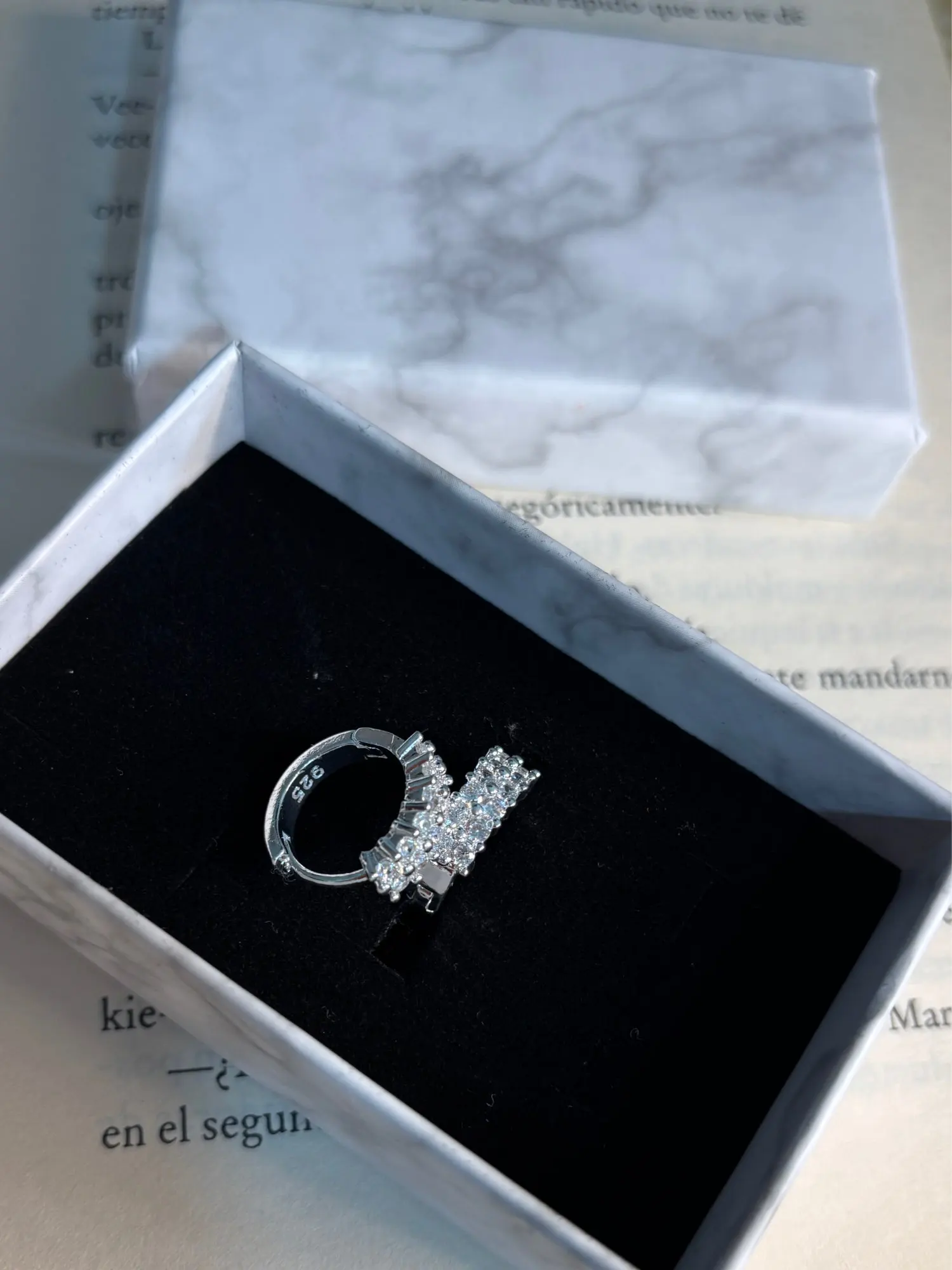 Pendientes de aguja de Plata de Ley 925 para mujer, joyería de alta calidad a la moda para boda, flor de circón de cristal, perno bonito photo review