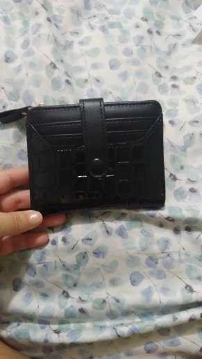 Elegant Women's Multi Card Wallet photo review