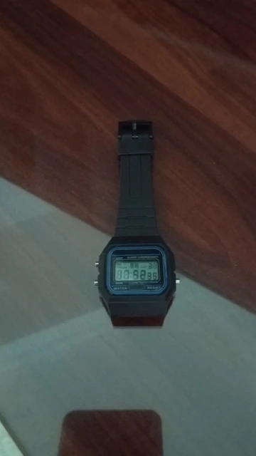 Sport LED Digital Watches for Men Simple Small Square Dial Electronic Watch Silicone Band photo review