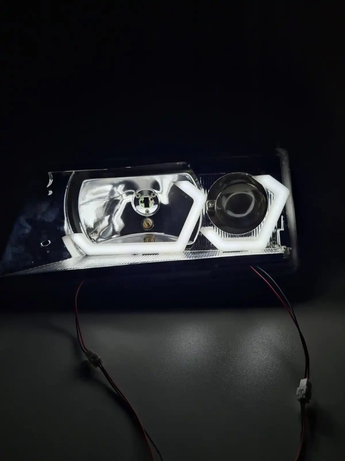 Тюнинговые фары на ваз 2112. Амг фары на 2112. Линзованные фары ваз 2112. Фара на ваз 2010. 2114 amg фары.