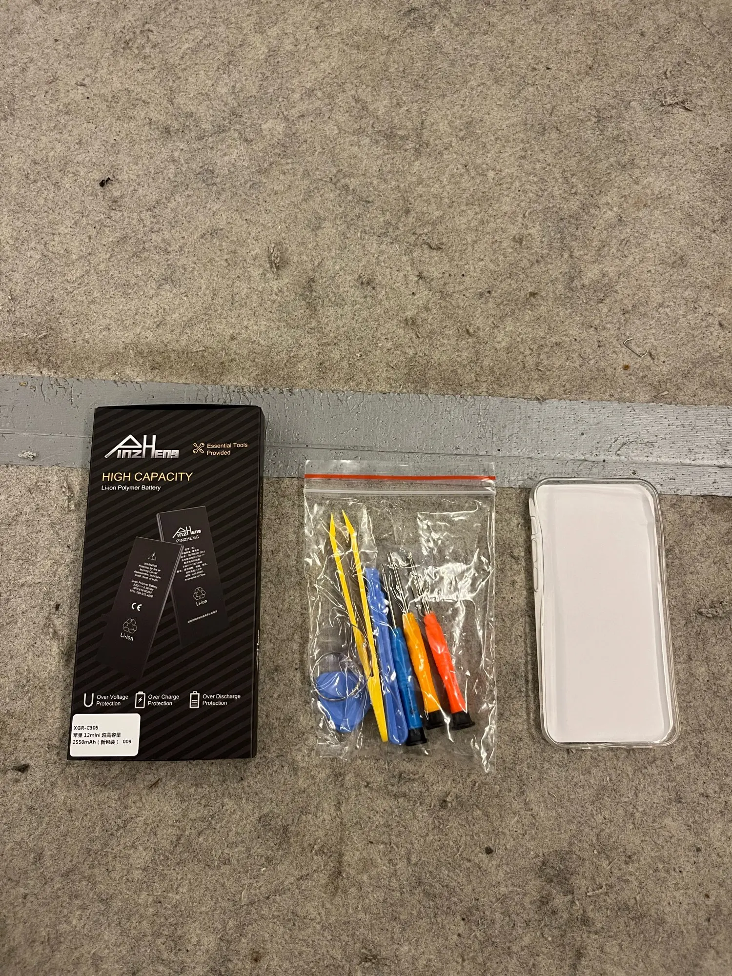 PINZHENG Battery For iPhone X XR XS 11 12 13 Mini Max Pro Promax Real High Capacity Replacement Bateria Warranty One Year photo review