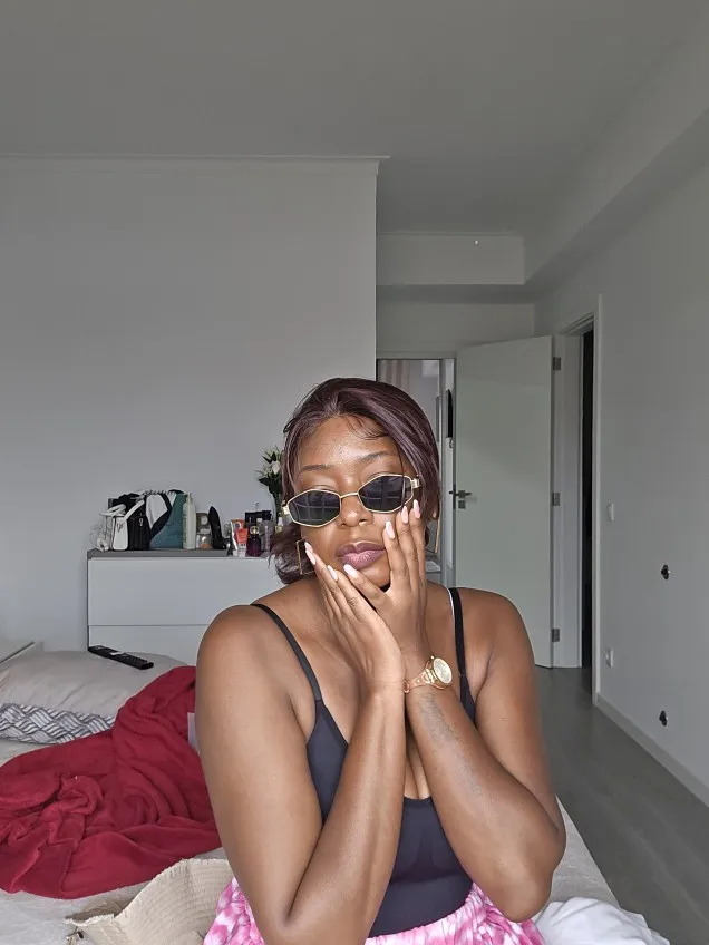 2024 Women's PU Leather Thin Strap Quartz Watch photo review