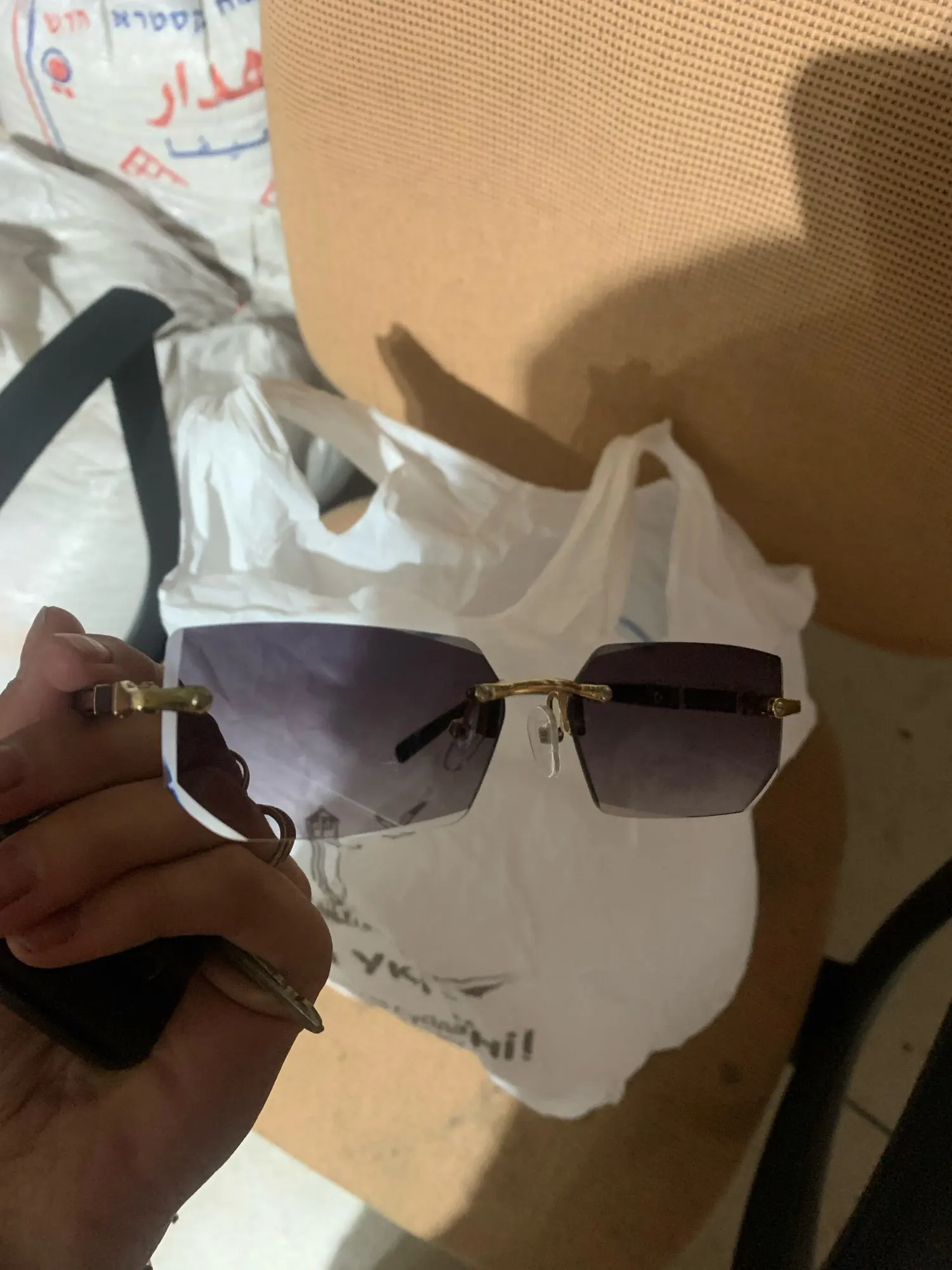 Fashion Rimless Sunglasses Men Women Populare Frameless Sun Glasses Male Female Classic Small Square Summer Traveling Shades photo review