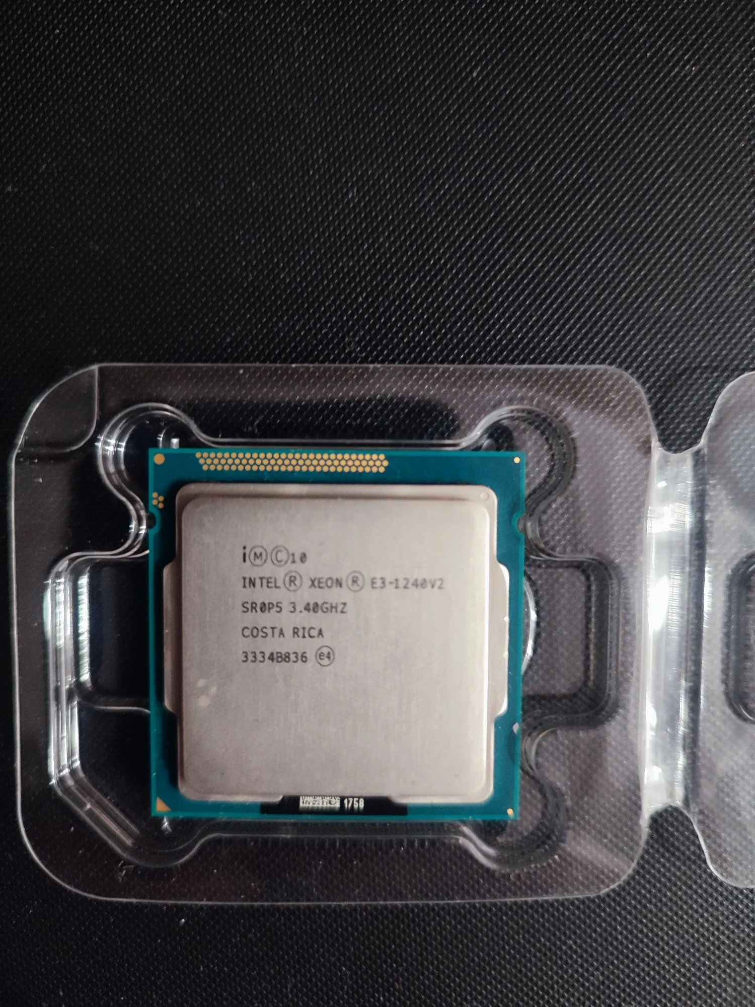 Intel Xeon E3-1240 v2 E3 1240v2 E3 1240 v2 3.4 GHz Used Quad-Core CPU Processor 8M 69W LGA 1155 photo review