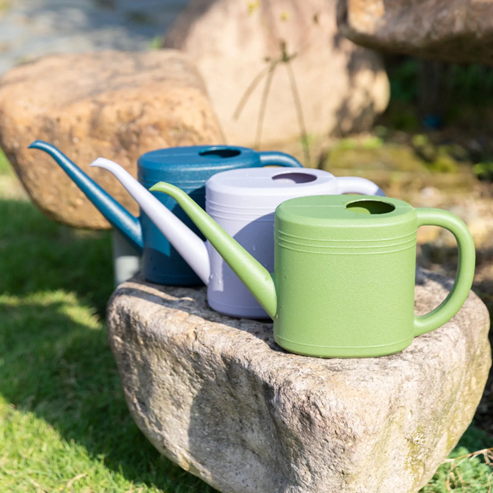 1/2L Watering Can Sturdy Watering Bottle Portable Watering Pot Gardening Tool Jar Watering Equipment for Indoor Bonsai Garden