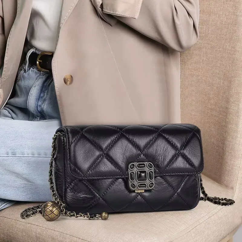 Aidrani Tasche für Damen aus echtem Leder, Sommer-Schultertasche mit Kette, neue kleine Tasche mit goldenem Ball, Diamantketten-Umhängetasche.