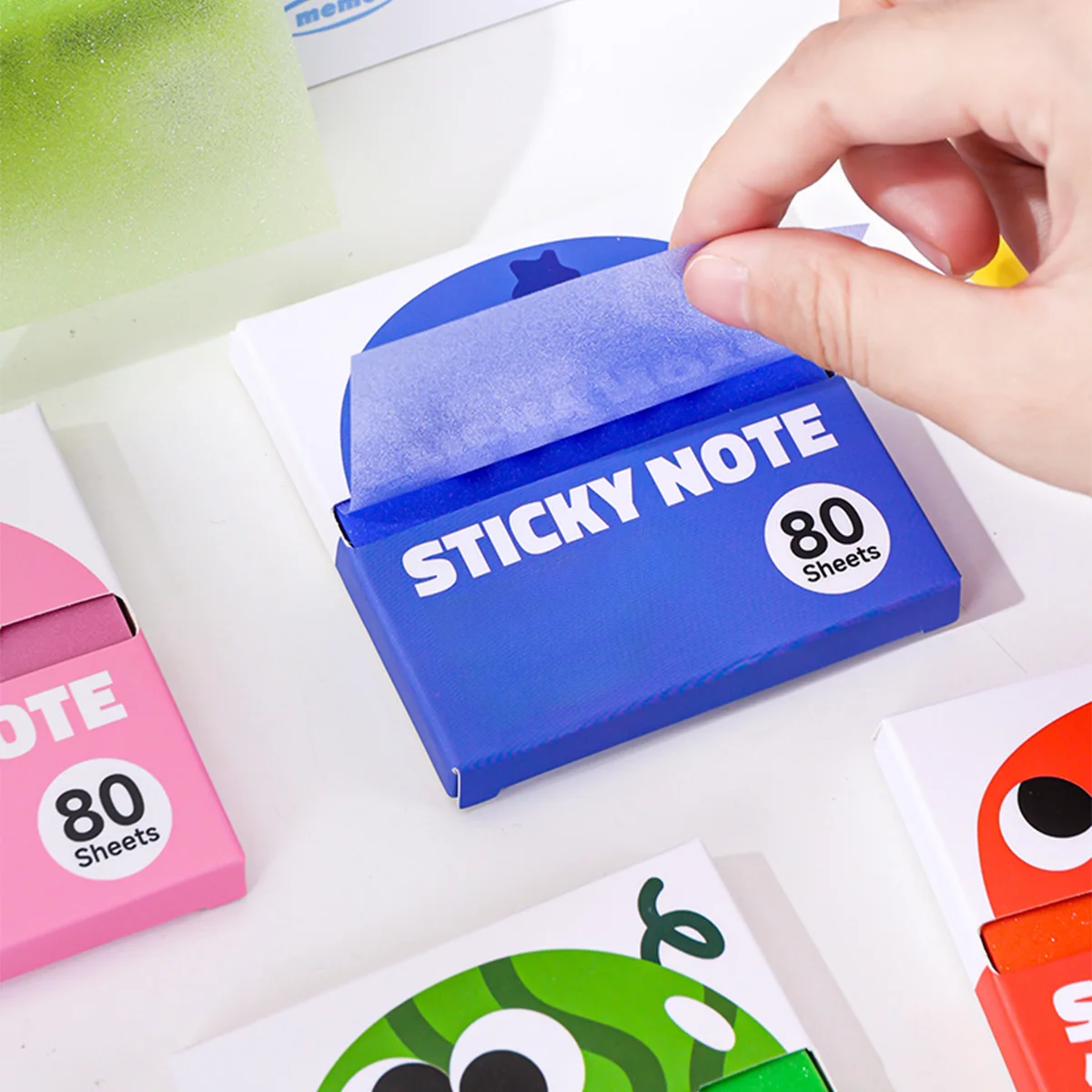 1 Scatola di Foglietti Adesivi Trasparenti Estraibili, 80 Fogli di Note Autoadesive in PET, Etichette Impermeabili Scrivibili per Annotazioni di Libri - immagine 5
