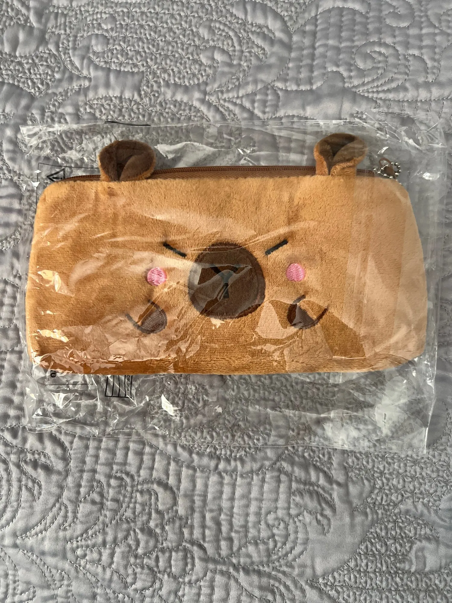 Lindo estuche de lápices de felpa Capibala, estuche de lápices de gran capacidad, capibara, bolsa de almacenamiento de oficina, papelería para estudiantes, útiles escolares photo review