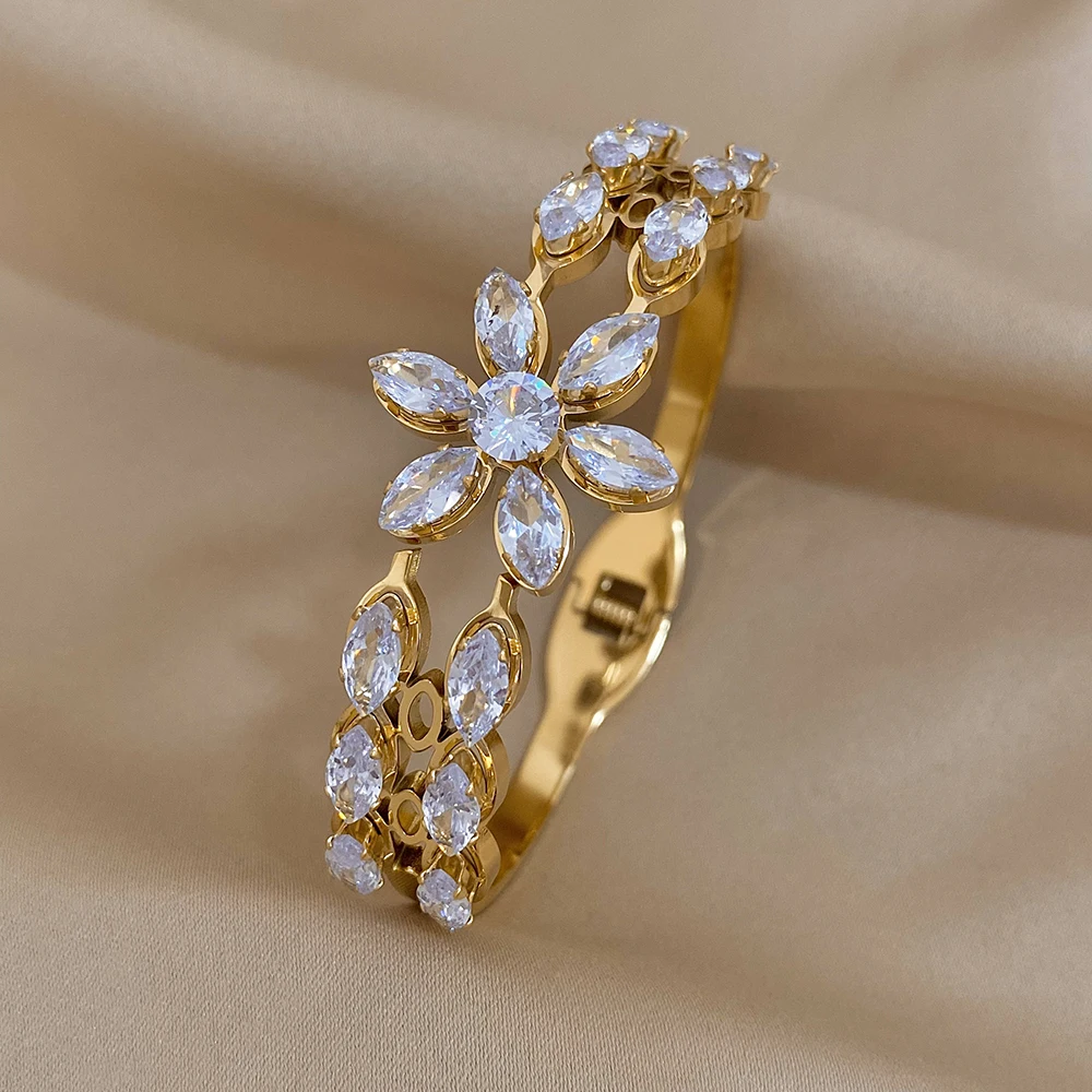 

Luxury Flower Cut Stainless Steel Bracelet Wedding Kada Bangle Women Gold Crystal Floral Wide Cuff Bracelet Party Bridal Jewelry