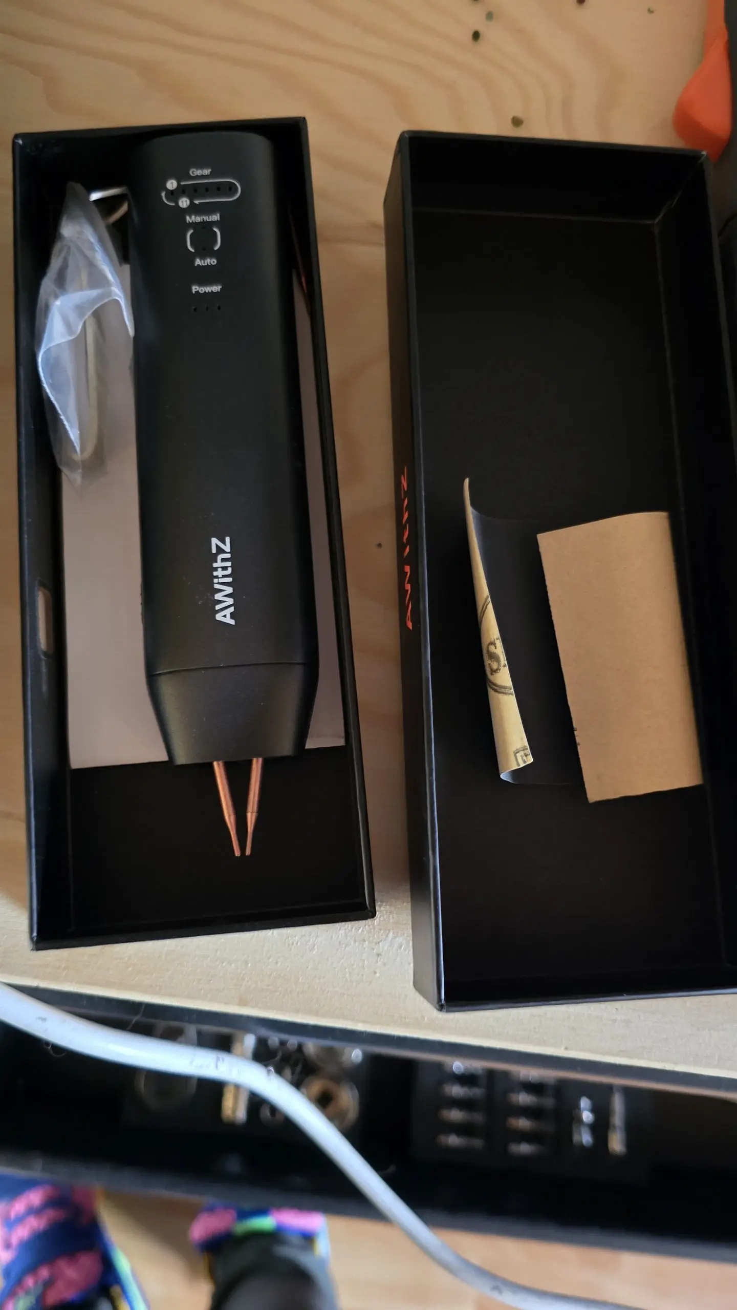 AWithZ Portable Spot Welder DIY Handheld Spot Welding Machine 90 Gears Adjustable Spot Welding for 18650 Lithium Battery photo review