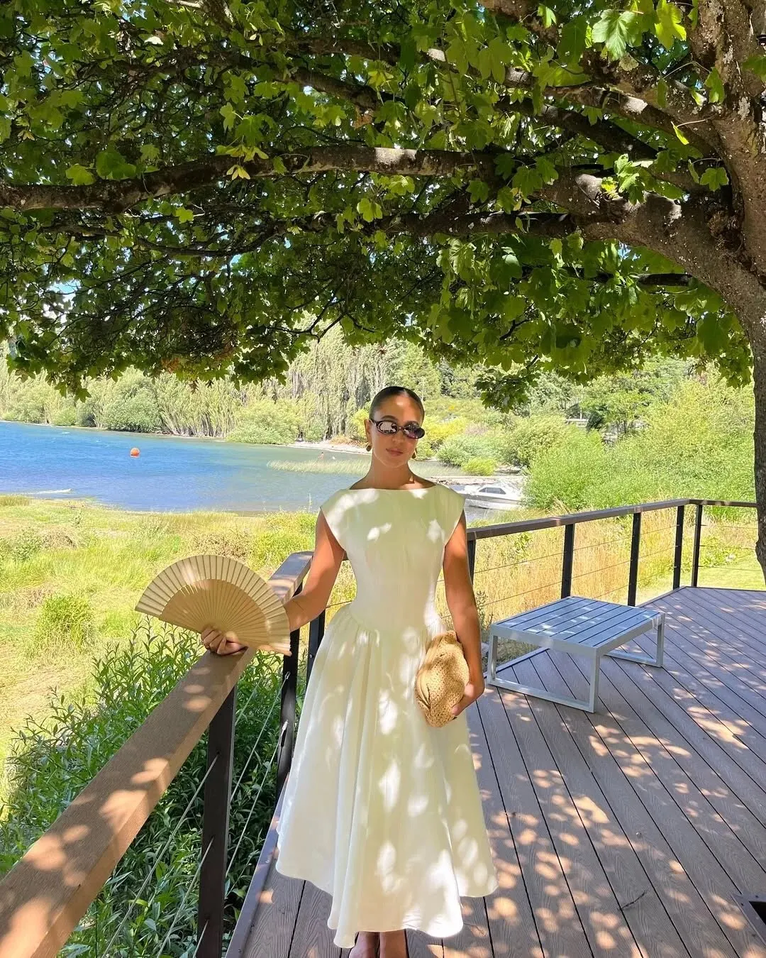 Suninheart Women Circle Cut Out Back Dress Wide Shoulders and Fitted Waist Prom Dress Fluffy Hem Midi Wedding Party Dresses photo review