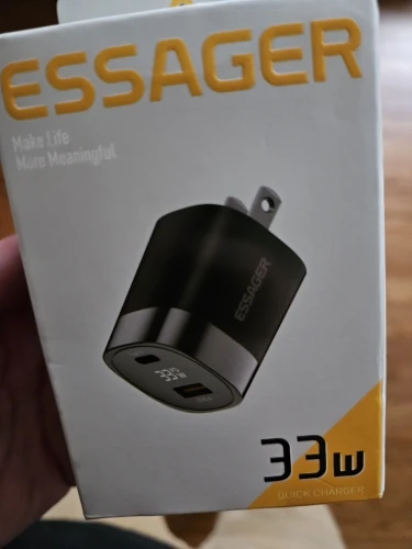 33W USB C Charger Digital Display PD Fast Charging