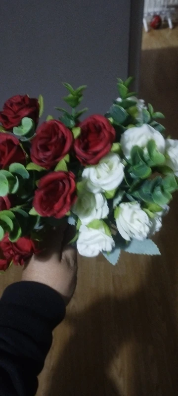 10 Heads Artificial Flower Silk Rose white Eucalyptus leaves Peony Bouquet Fake Flower for Wedding Table Party Vase Home Decor photo review