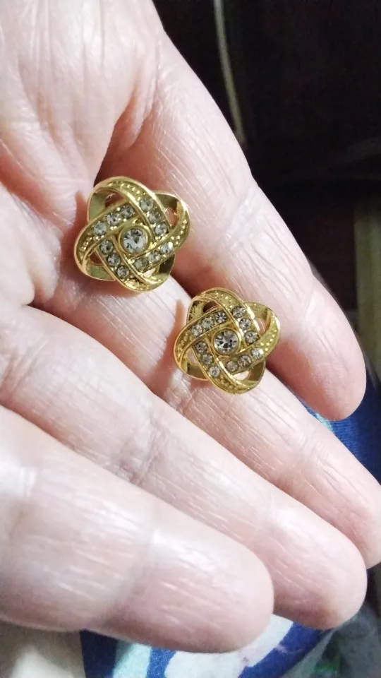 Light Luxury Zircon Stud Earrings photo review