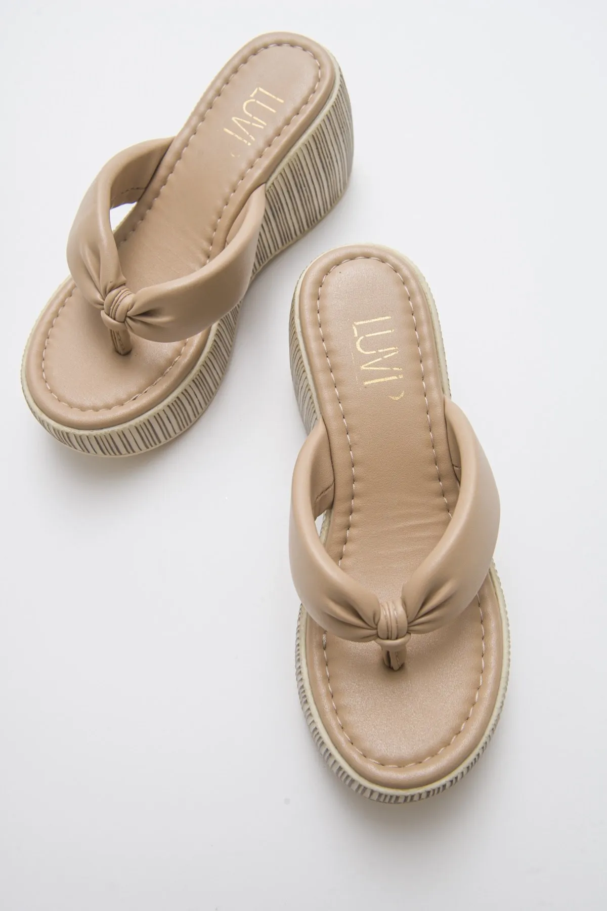 

Suit Quality Faux Leather Platform High Heel Pleated Bow Flip Flops Women's Slippers Nude Orange Black White