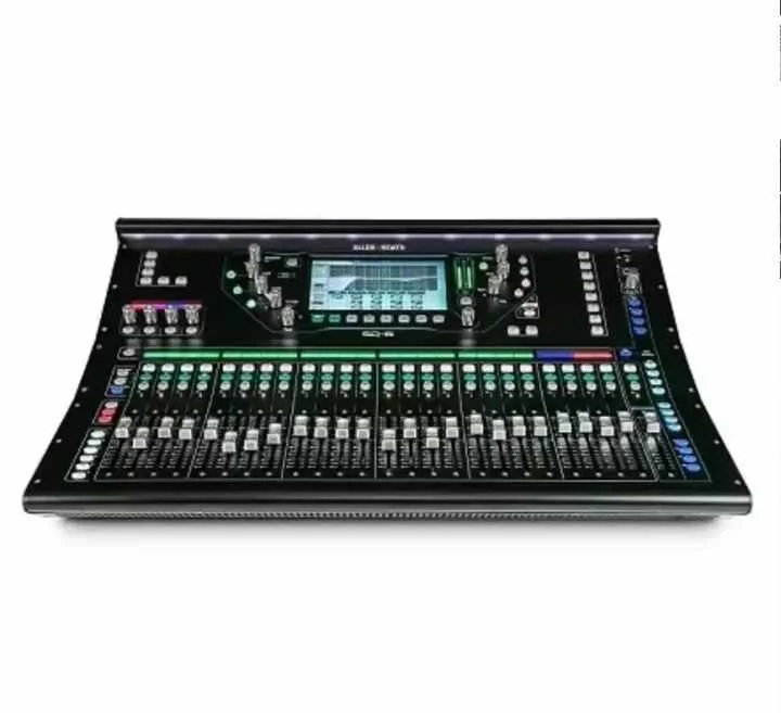 Allen & Heath  SQ-6 48 채널 36 버스 디지털 믹서, 24 + 1 전동 페이더 포함