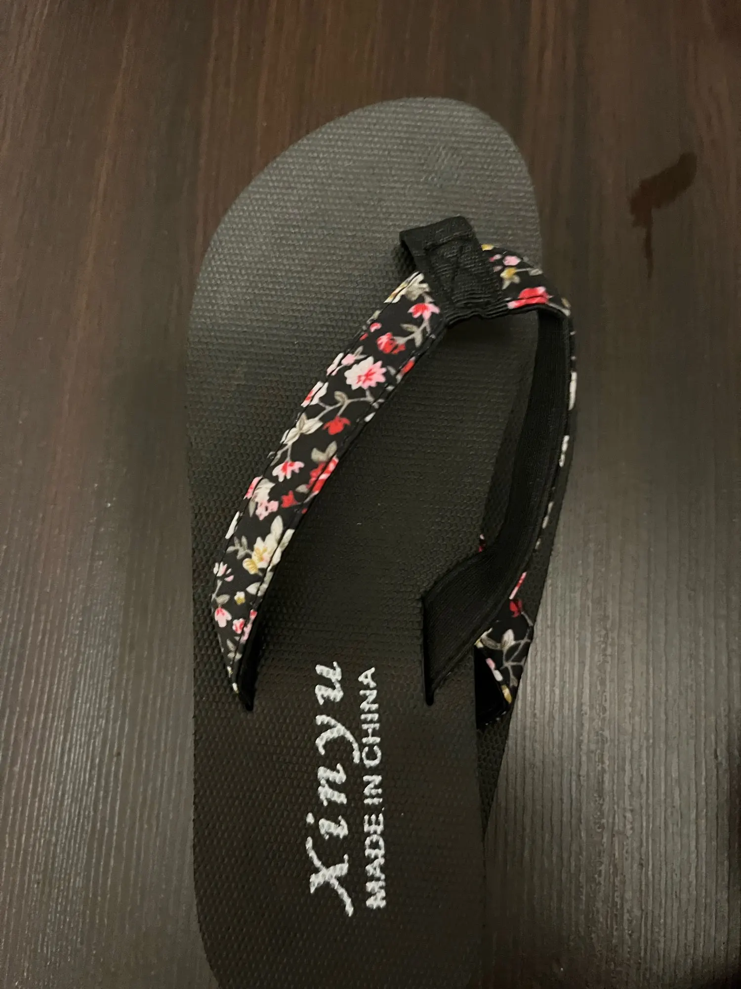 1pc Women's Flower Pattern Fashion Flip Flops Non-slip Lightweight Beach Platform Slippers Women's Footwear Breathable Open Toe photo review