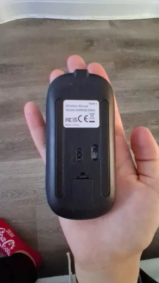 Wireless Bluetooth 2.4GHz RGB Mouse Rechargeable Silent photo review