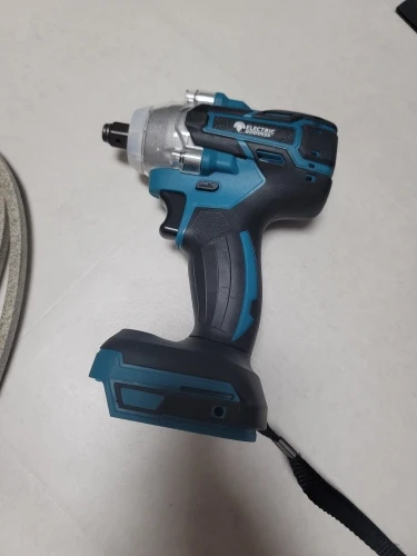 TW285 520N.m Cordless Electric Impact Wrench - Brushless Power Tool for Makita 18V Battery photo review
