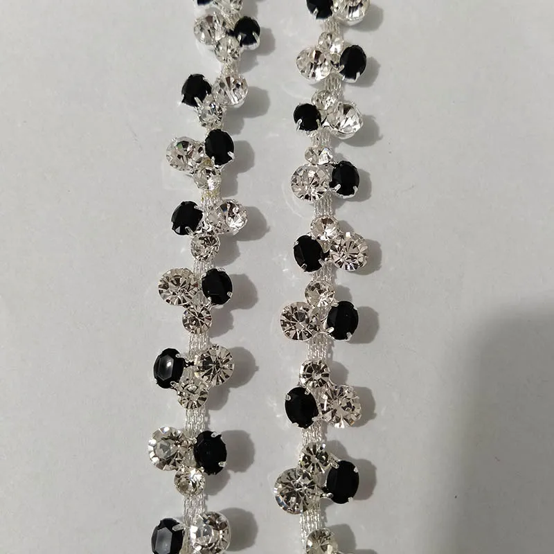 

Free Shipping 5 yards Crystal Rhinestone Trim, Rhinestone Applique, Bridal Applique,Wedding Applique,Rhinestone Chain TONG034