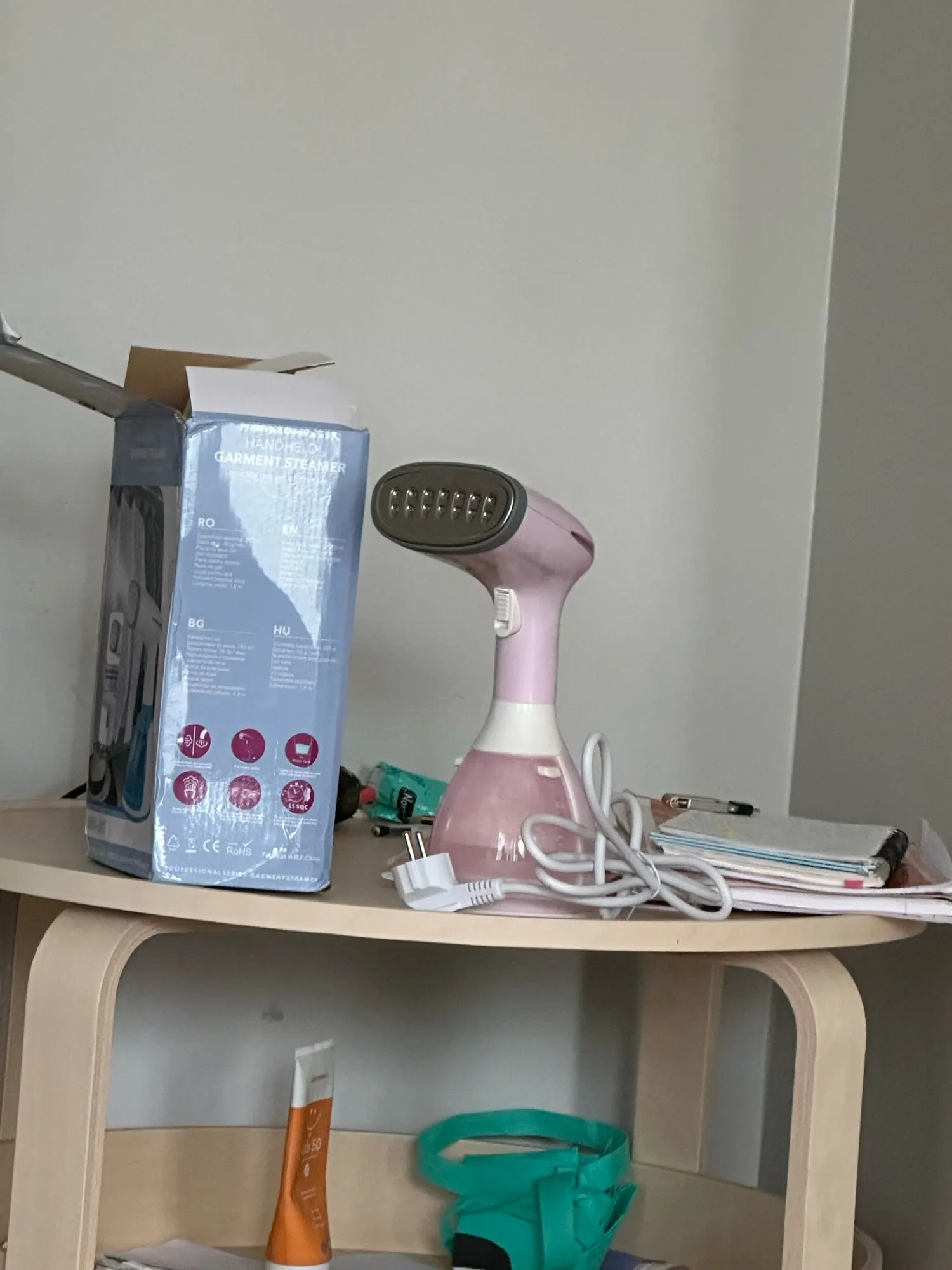 saengQ Handheld Garment Steamer 1500W Electric Household Fabric Steam Iron 280ml Portable Vertical Fast-Heat photo review