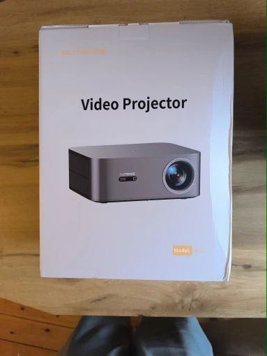 WOLFANG 4K Videoprojecteur[Application Intégrée/Netflix Officiel], 26000 Lumen Retroprojecteur