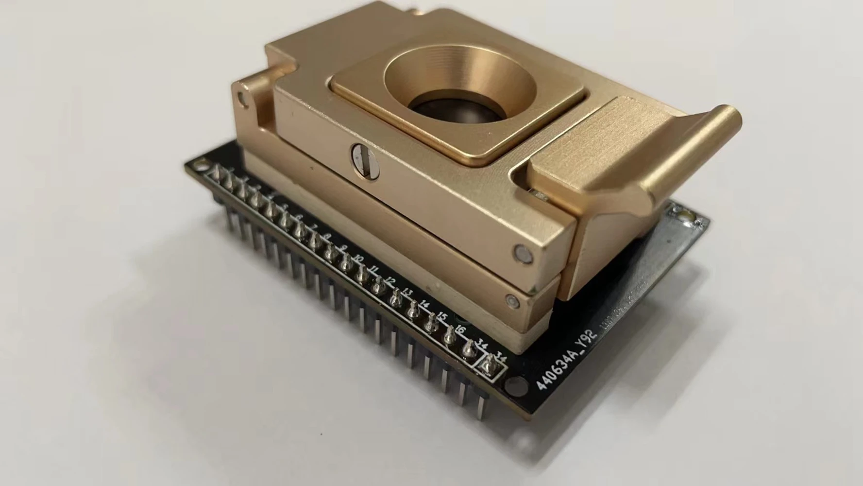 

Патрон для проверки чипов для BM1387/1397/1396/1398 Antminer Hash Board