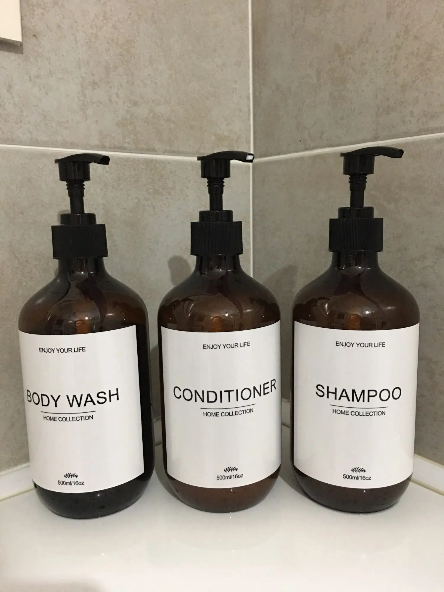 3pcs/500ml Waterproof Lotion Dispenser with Label for Bathroom Shampoo, Shower Gel, and Body Lotion Storage photo review