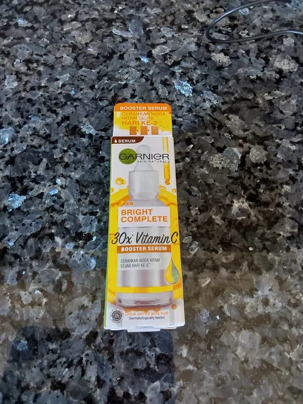 Garnier Whitening Essence photo review