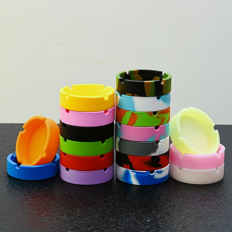Round Luminous Silicone Ashtray for Cigarette Portable Soft Ash Tray Light in the Dark Gifr for Smoker silicone ashtray cigarettes ashtray portable ashtray