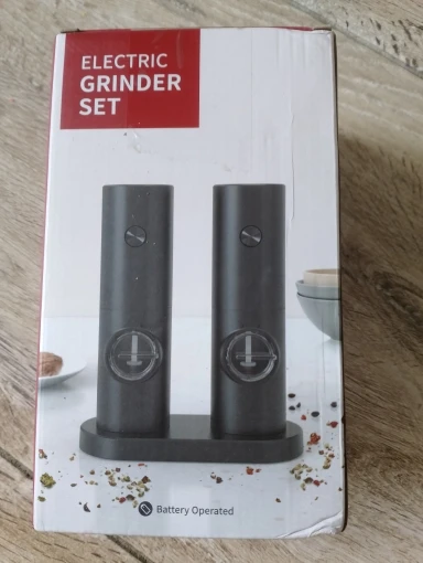 Spin & Serve Duo: Creative Double-Layer Fruit Tray with Rotating Draining Basket photo review