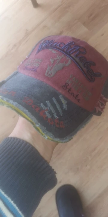 Unisex Letter Printing Snapback Baseball Caps photo review