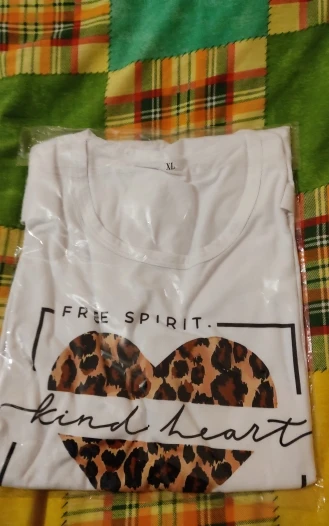 T-shirt Graphic Printed T Shirt Free Spirit Brave Soul Women Short Sleeve Leopard Love Tshirt Valentine's Day Heart Woman Tee