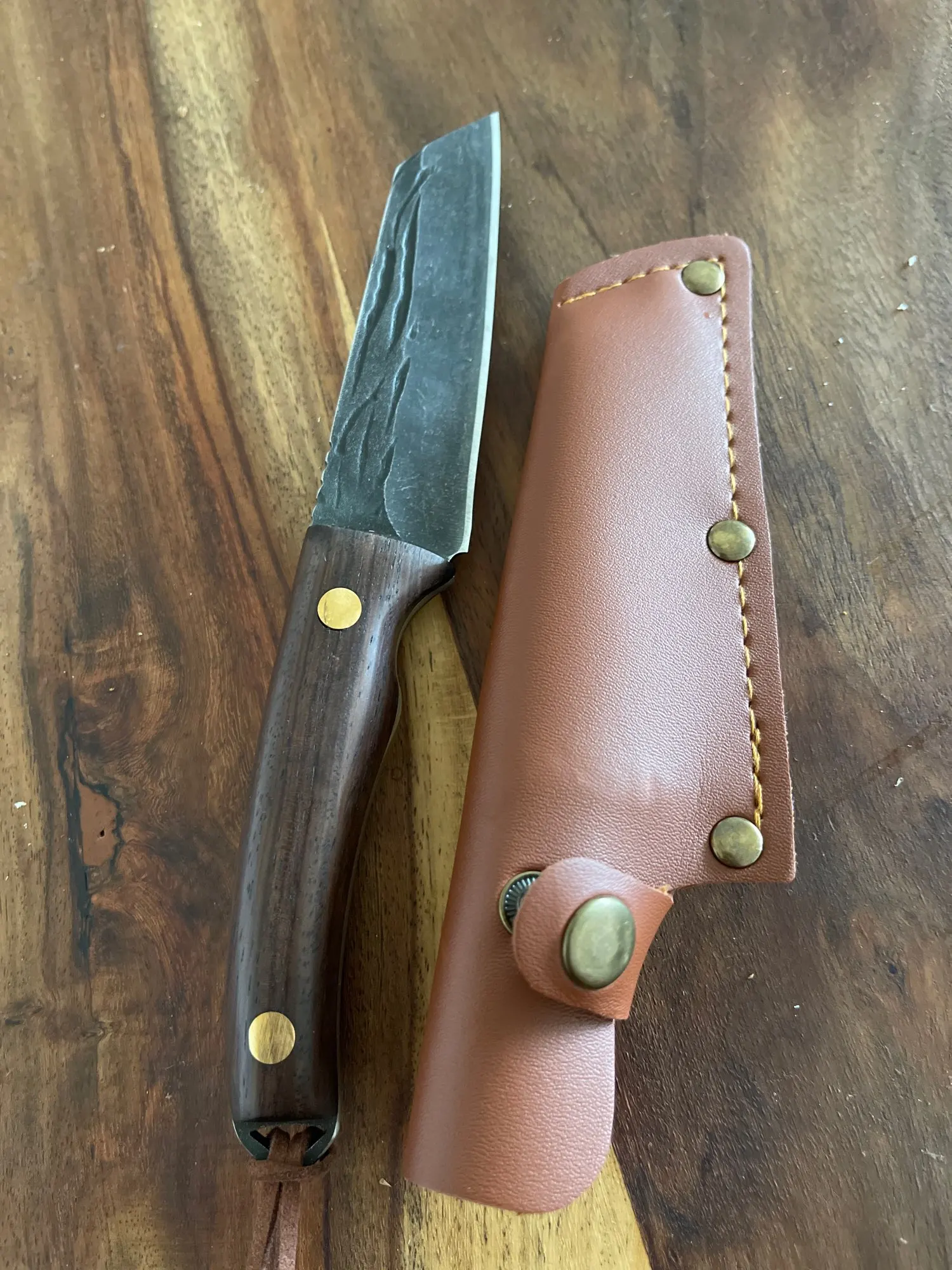 Crafted Precision: Handmade Forged Stainless Steel Chef and Hunting Knife for Culinary Mastery photo review