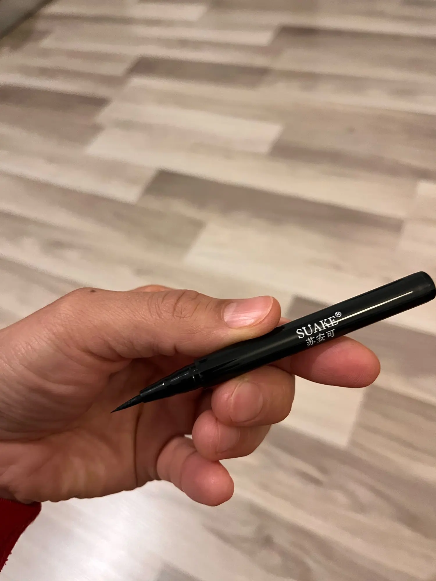 Starry Eyeliner Pen, Waterproof & Smudge-Proof, Quick-Dry, Long-Lasting, Matte Finish, Multi-Look Eye Makeup, Safe for All Skin Types photo review
