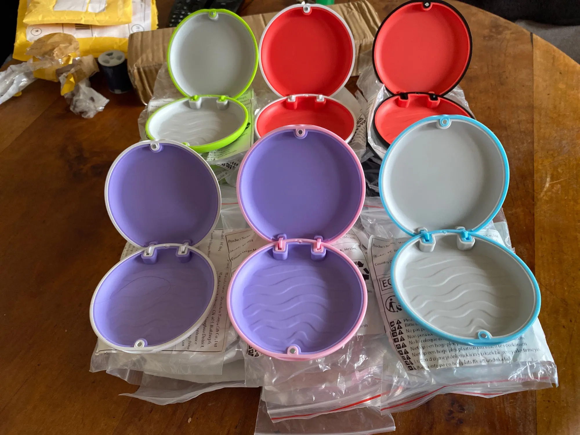 Caja de retenedor para dientes postizos de ortodoncia, protector bucal, soportes para dentadura, caja de almacenamiento, caja de plástico, organizador de suministros de higiene bucal photo review