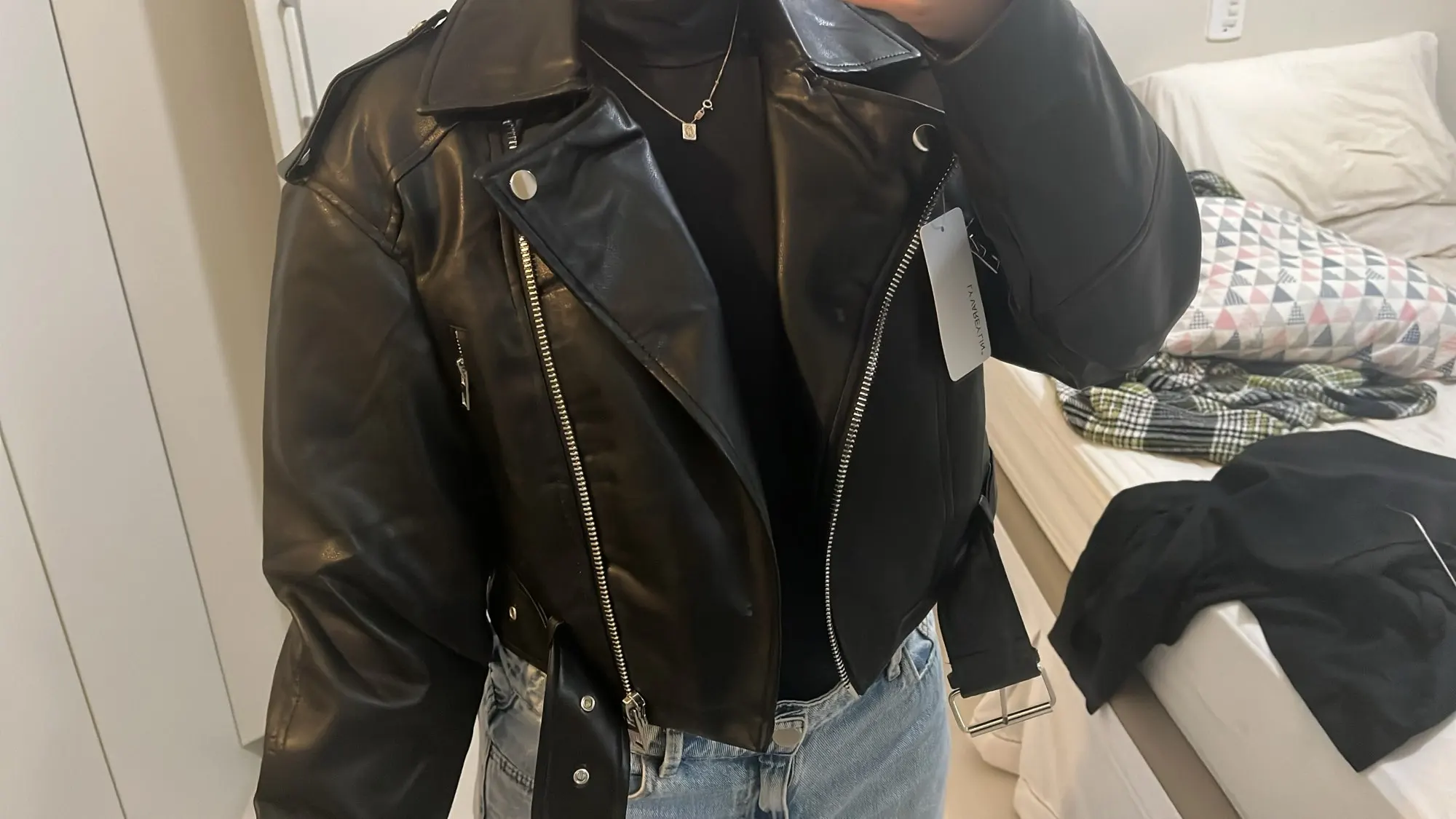 Ailegogo Faux Leather Short Jacket photo review