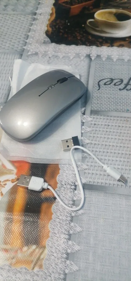 Wireless Bluetooth 2.4GHz RGB Mouse Rechargeable Silent photo review