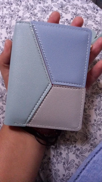 Women's PU Leather Wallet photo review