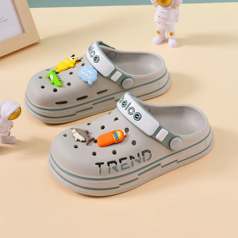 Kids Sandals Boys Girls Adorable Clogs Garden Shoes With Charms Comfortable Lightweight Hollow Out Non-slip Sandals For Kids Children kids shoes children sandals kids sandals