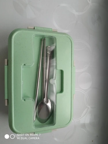 Lunch box with Spoon and Fork photo review