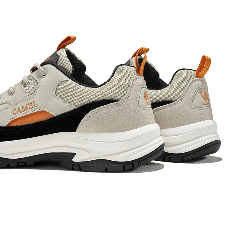 أحذية رياضية مقاومة للاهتراء