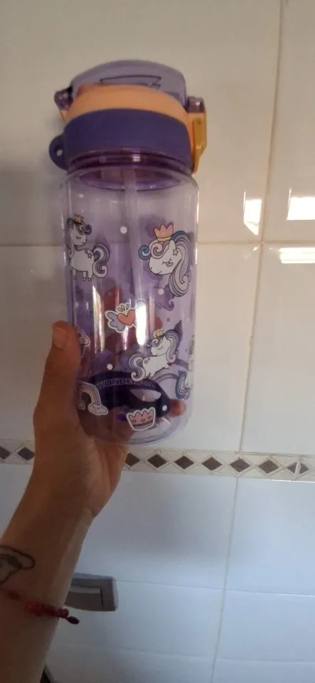 Botella de agua de dinosaurio de 600ml para niños, taza para sorber de agua con pajita de silicona, botellas de agua de plástico a prueba de fugas, taza de agua de verano para niños photo review