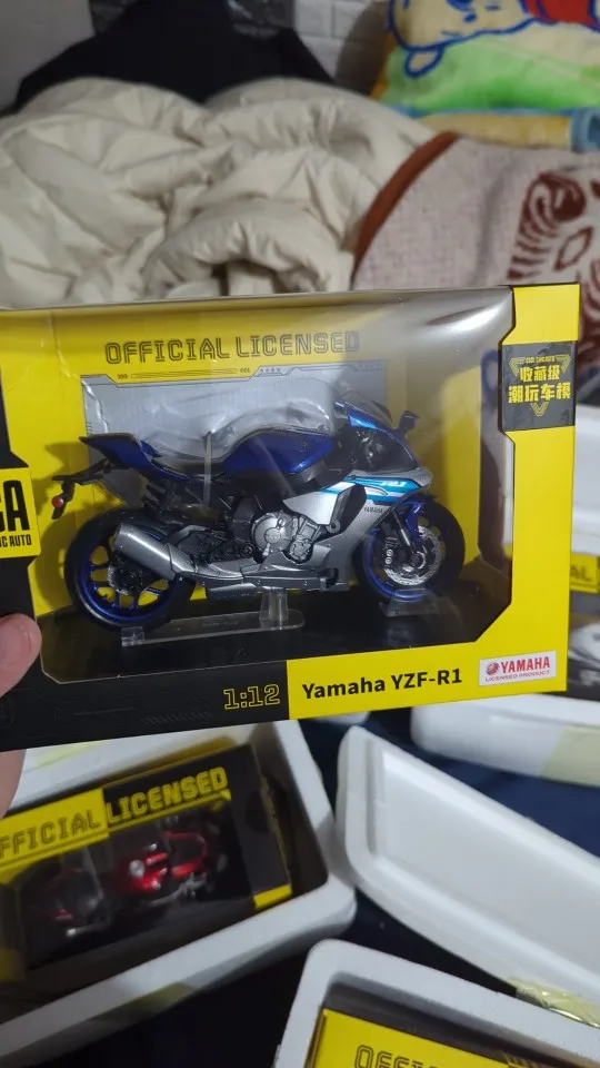 CCA 1:12 Yamaha YZF-R1 Alloy Motocross Licensed Motorcycle Model Toy Car Collection Gift Static die Casting Production photo review