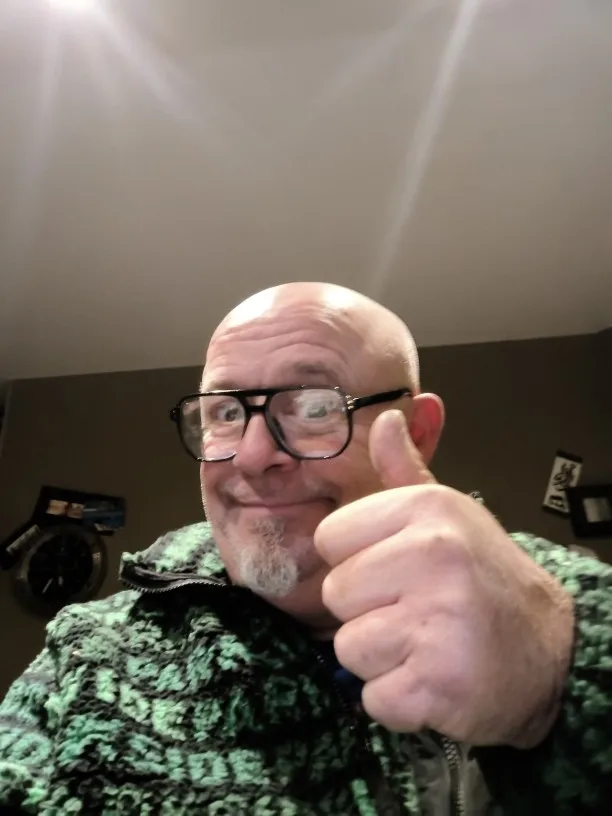 Viladepot 3 in 1 No Gas MIG Welder MIG/MMA/Lift TIG MIG200 Semi-automatic Welding Machine With Flux Cored Wire Gasless photo review