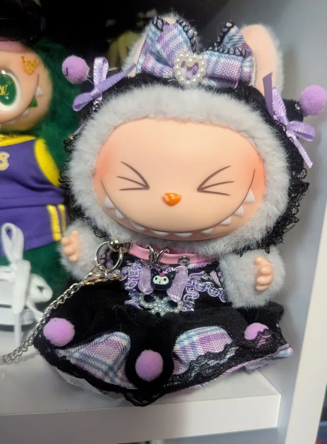 Collier punk pour Labubu