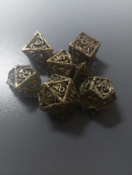 Artefact de l'Écaille d'Or - Dés en Métal Creux JDR & D&D