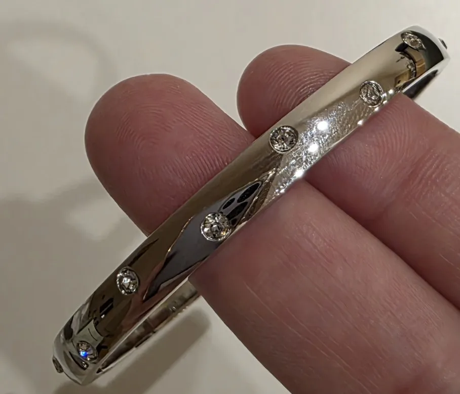 Infinita - 18K Gold Plated - 925 Silver Plated Bangle