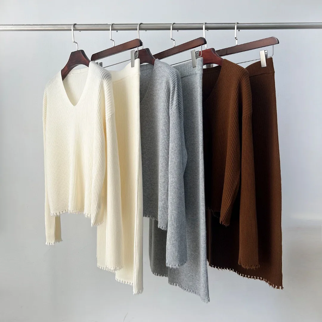 

Casual Cashmere Slited Tassel Two Piece Set